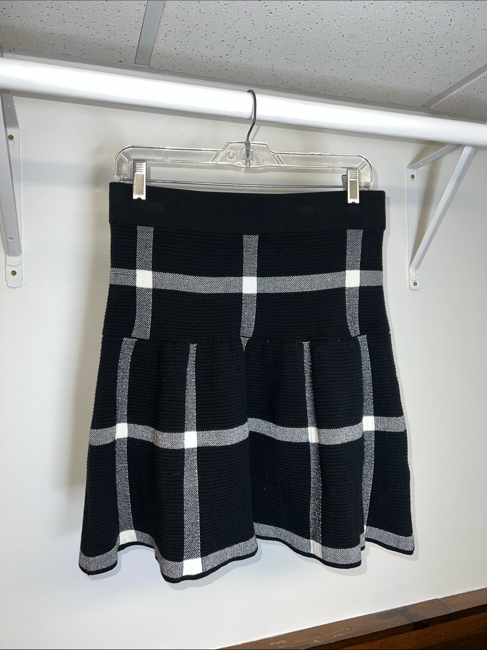 Elle Black Plaid Knit Sweater‎ Skirt- Small